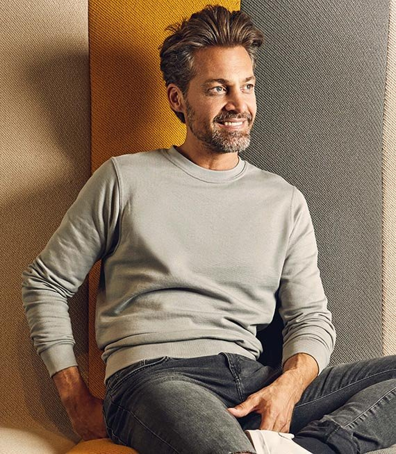 Bluza bez kaptura New Men`s Sweater 100